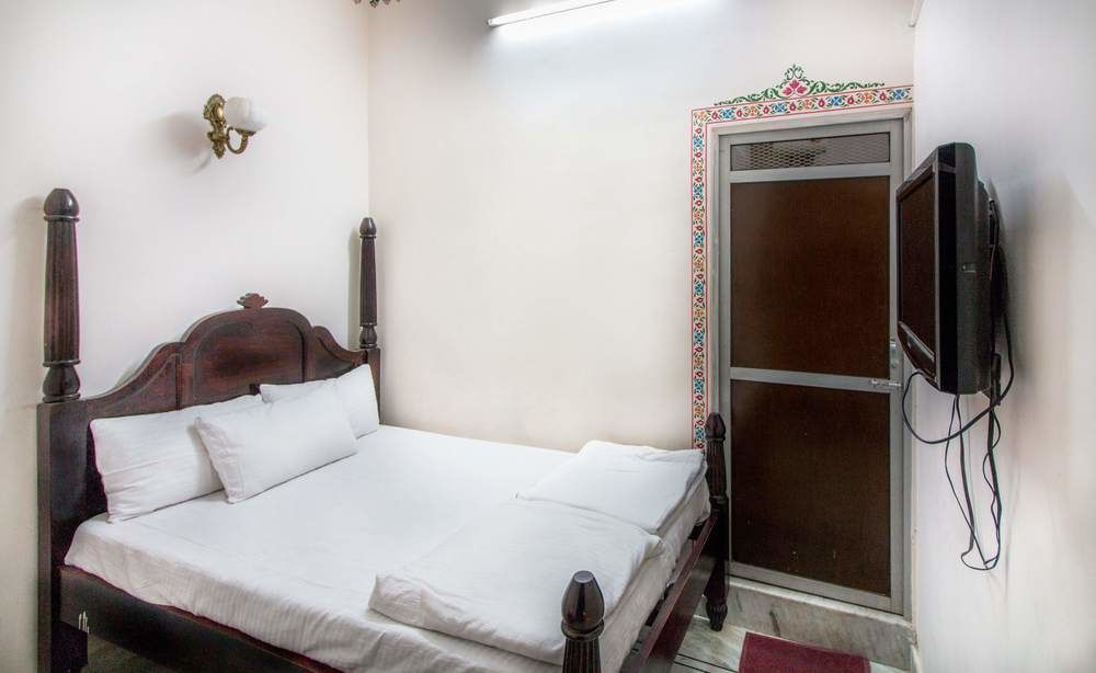 Backpacker Panda Lake Pichola Удайпур Екстериор снимка